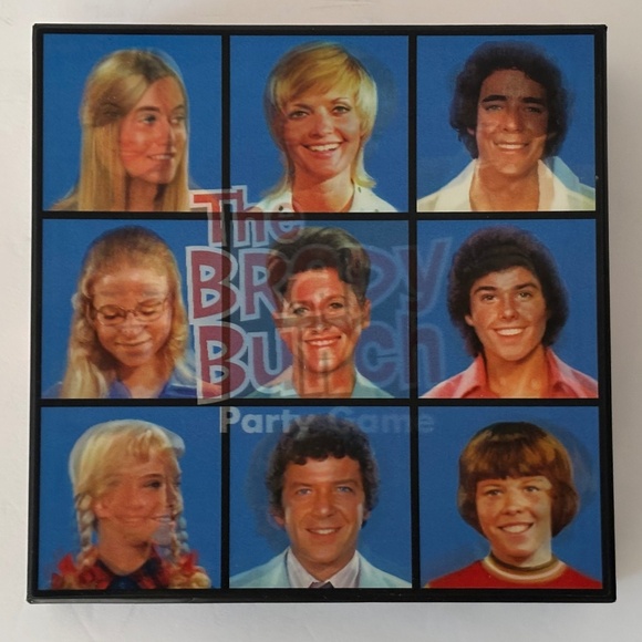 The Brady Bunch Party Game Ages 9+ / 3-8 Players / 2018 Release - NEW - Picture 1 of 5